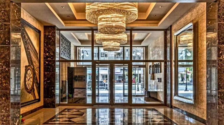 Grand View Apartment *