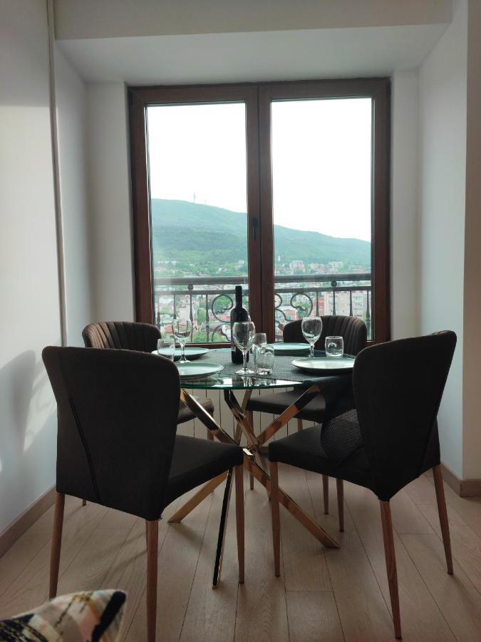 Grand View Apartment